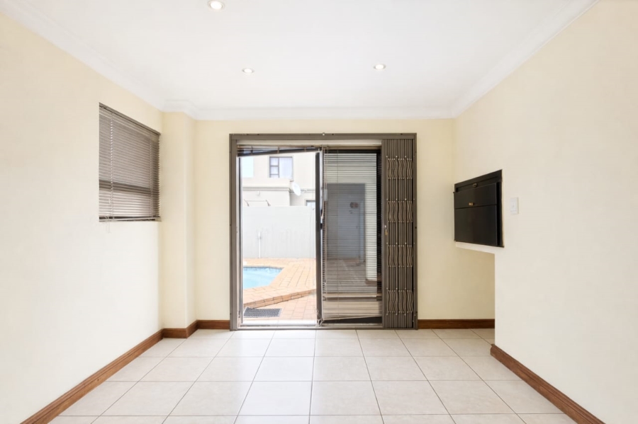 3 Bedroom Property for Sale in Melodie North West